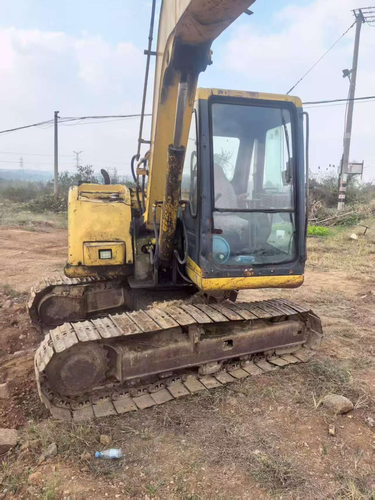 Buy Komatsu PC60-7 Used Excavator / 4
