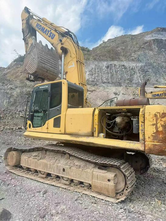 Buy Komatsu PC360-7 Used Excavator / 1