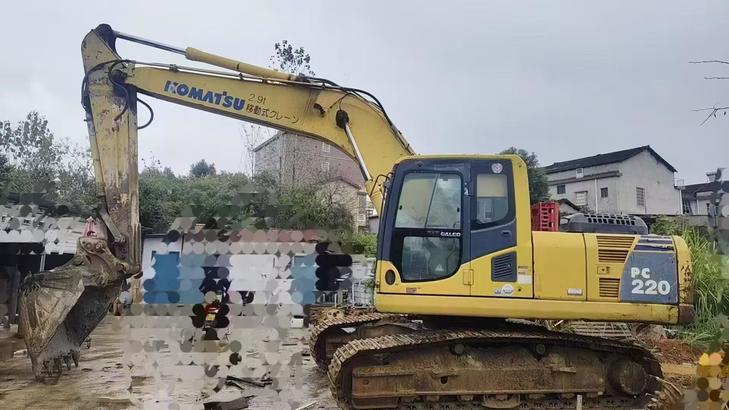 Buy Komatsu PC200-8 Used Excavator / 1