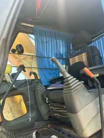 Buy Kato HD820 Used Excavator / 3 Buy Kato HD820 Used Excavator / 3