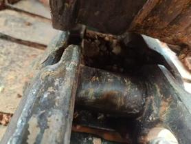 Buy Hitachi EX240-3 Used Excavator / 5 Buy Hitachi EX240-3 Used Excavator / 5