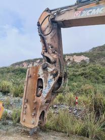 Buy XCMG LW600E Used Excavator / 2 Buy XCMG LW600E Used Excavator / 2