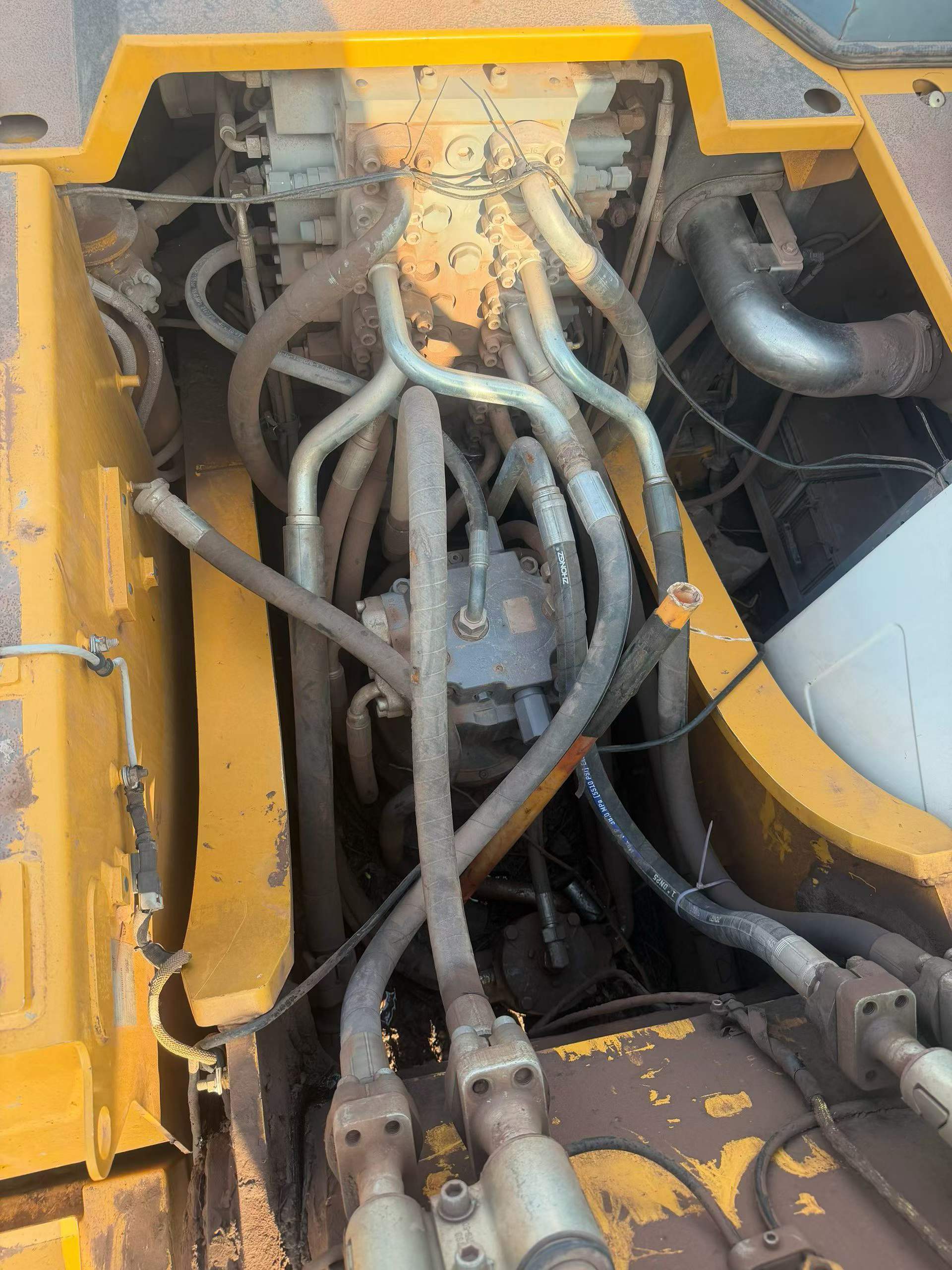 Buy Liebherr R924 Used Excavator / 3