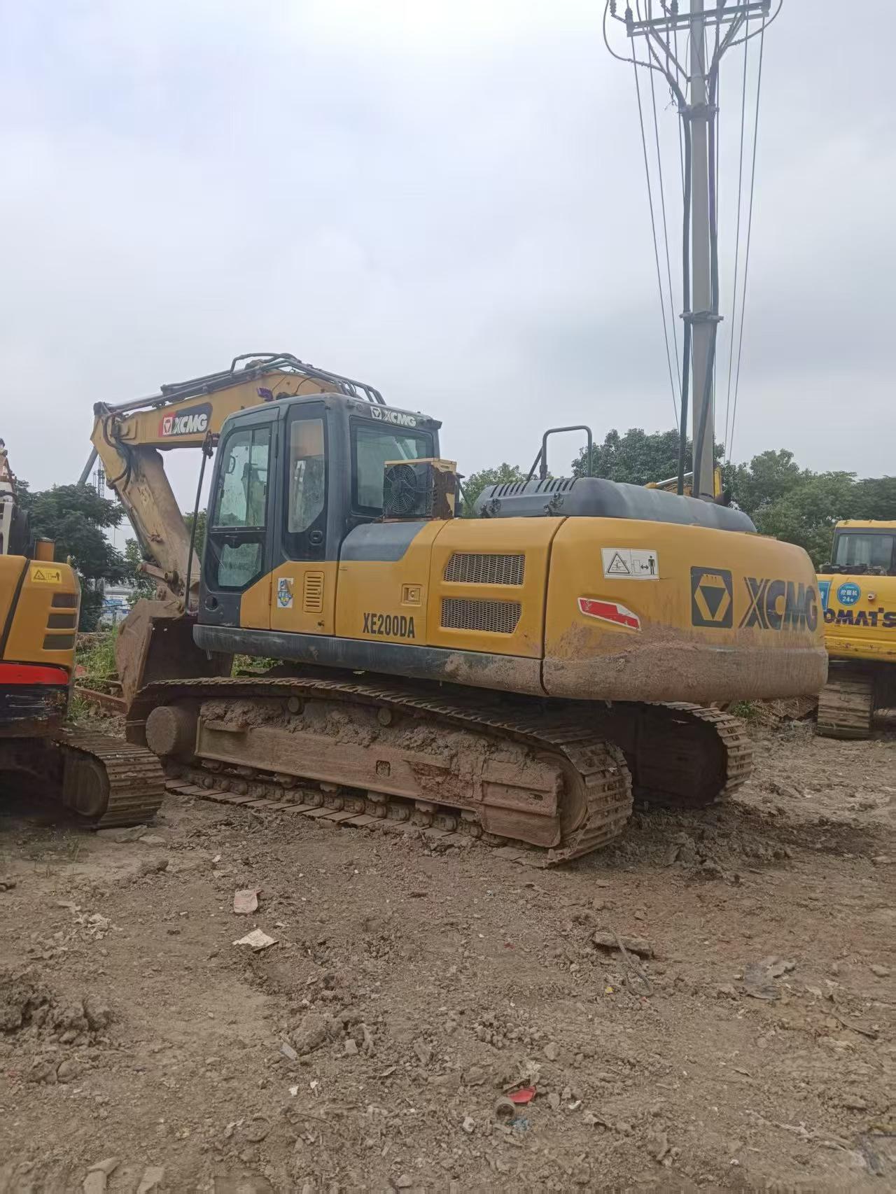 Купить XCMG XE200DA Подержанный Экскаватор