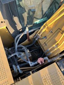 Buy Caterpillar 320D Used Excavator / 5 Buy Caterpillar 320D Used Excavator / 5