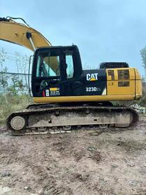 Buy Caterpillar 323 Used Excavator / 2 Buy Caterpillar 323 Used Excavator / 2
