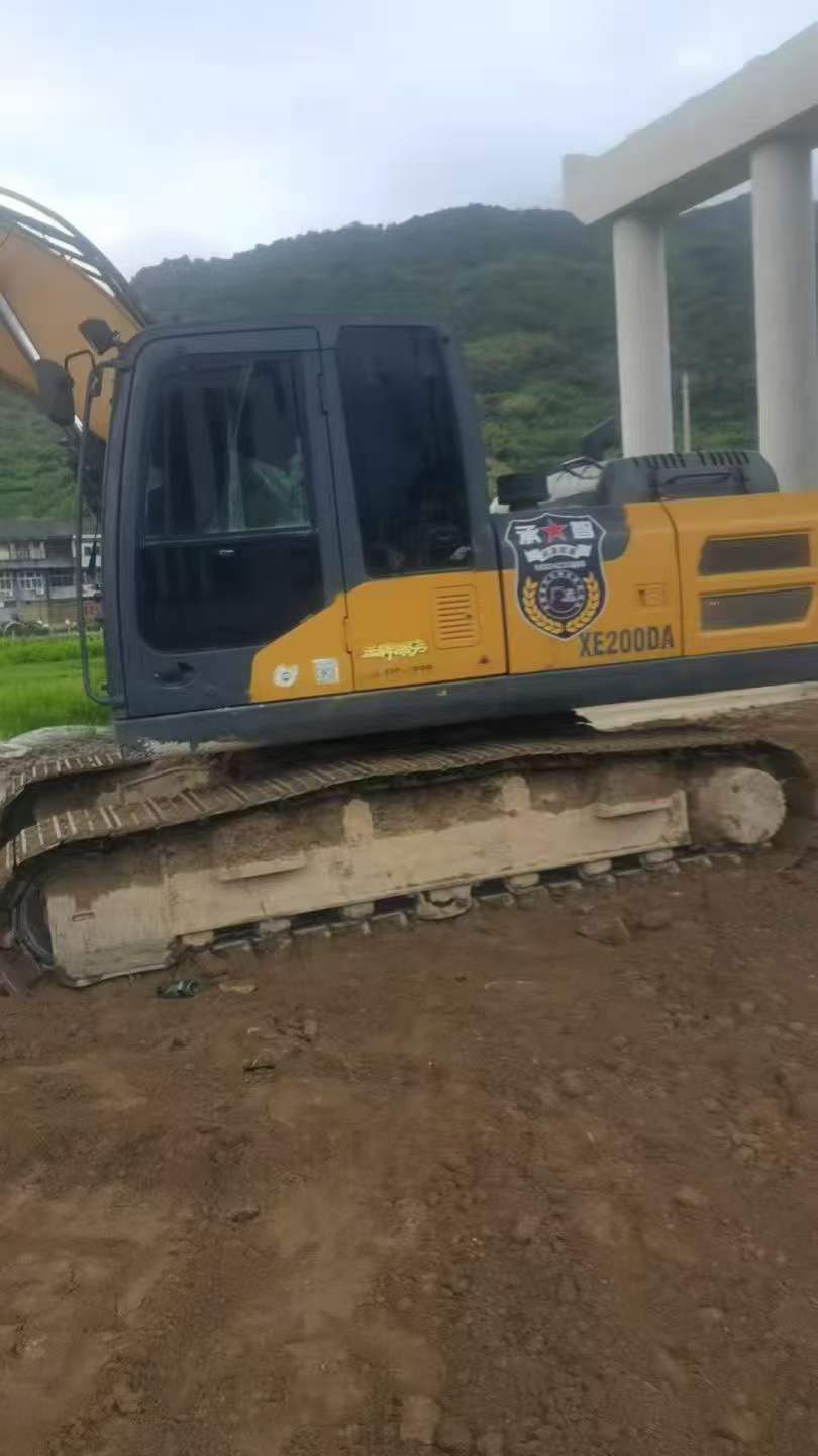 Buy XCMG LW200 Used Excavator / 2