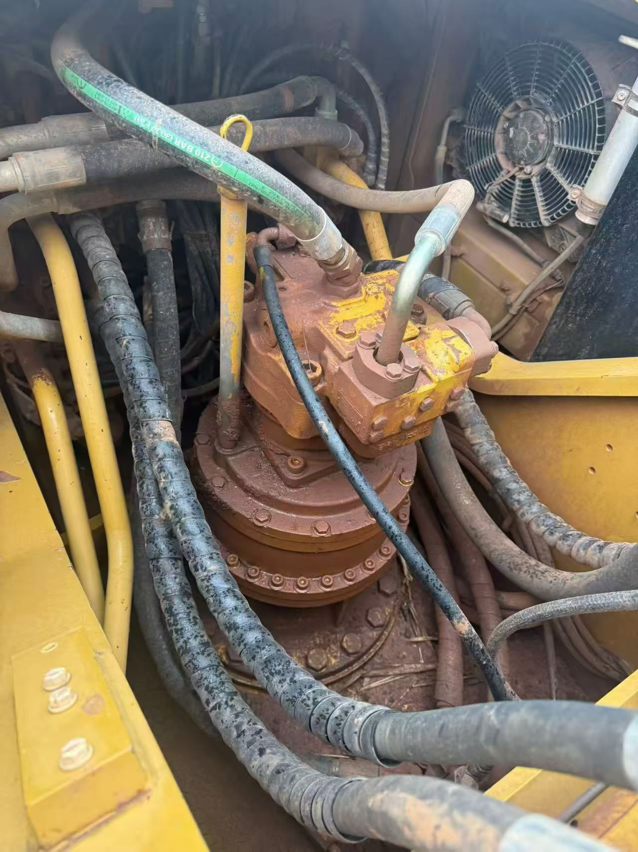 Buy Caterpillar 330B Used Excavator / 4