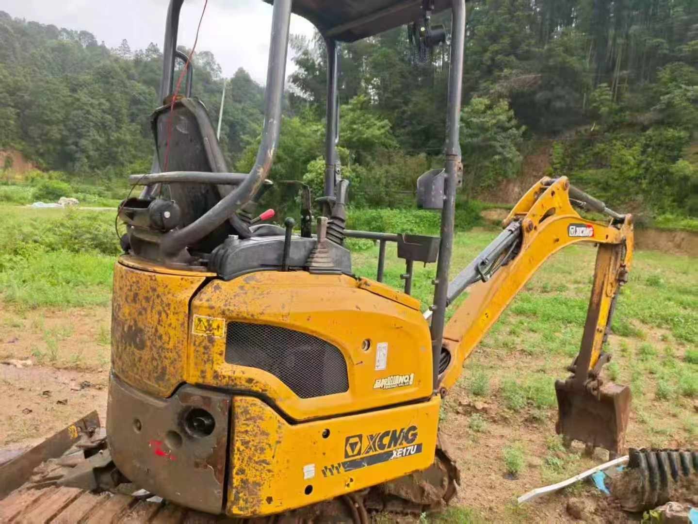 Buy XCMG XE17U Used Excavator / 3