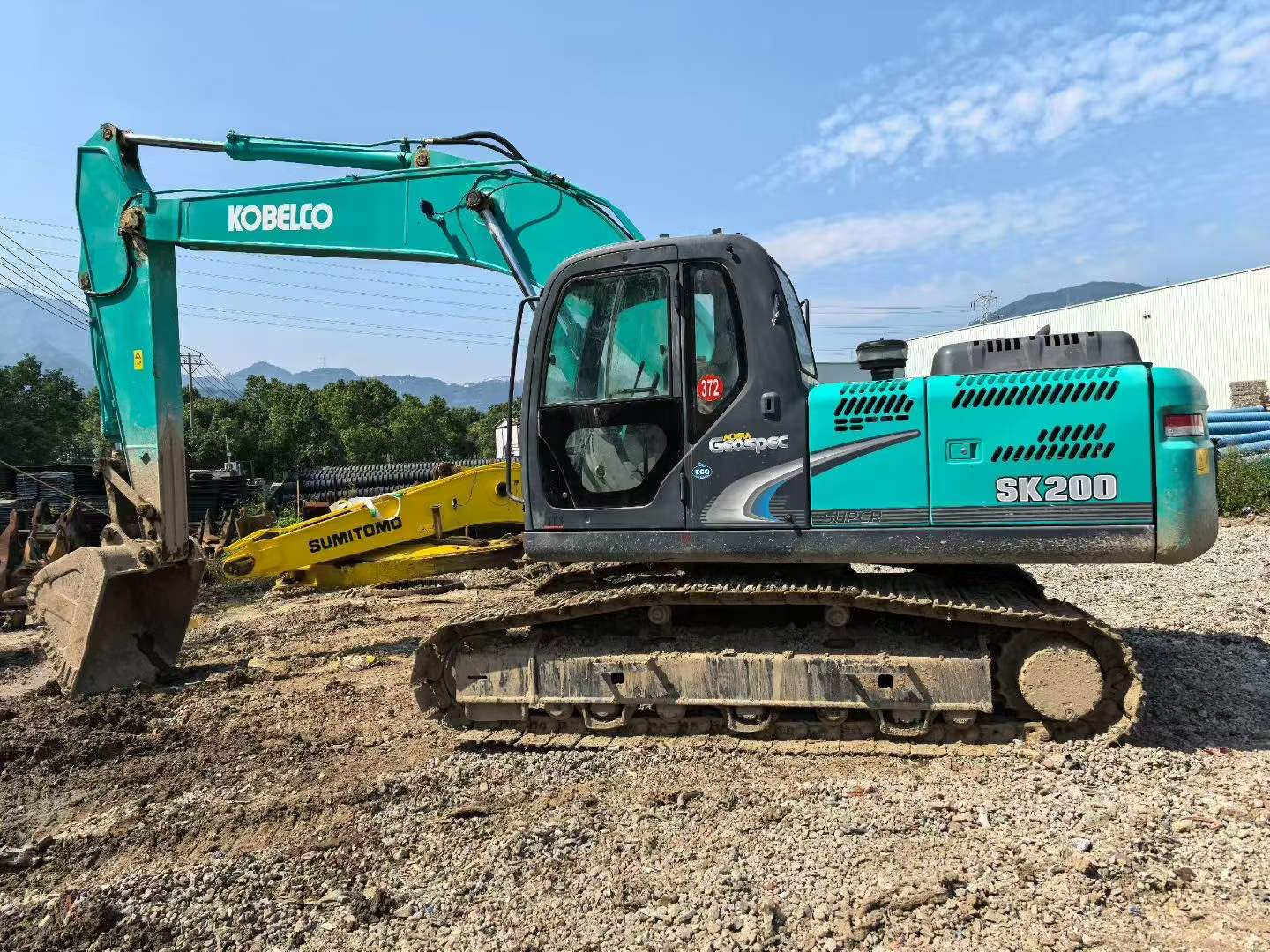 Buy Kobelco SK200 Used Excavator / 6