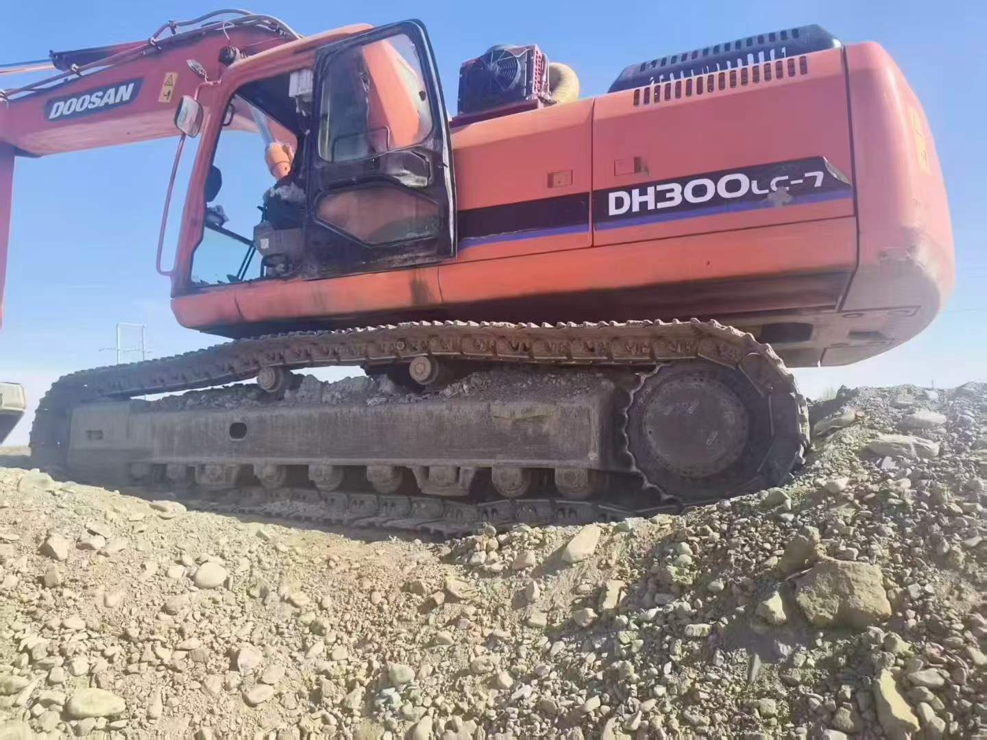 Buy Doosan DH300-7 Used Excavator / 3