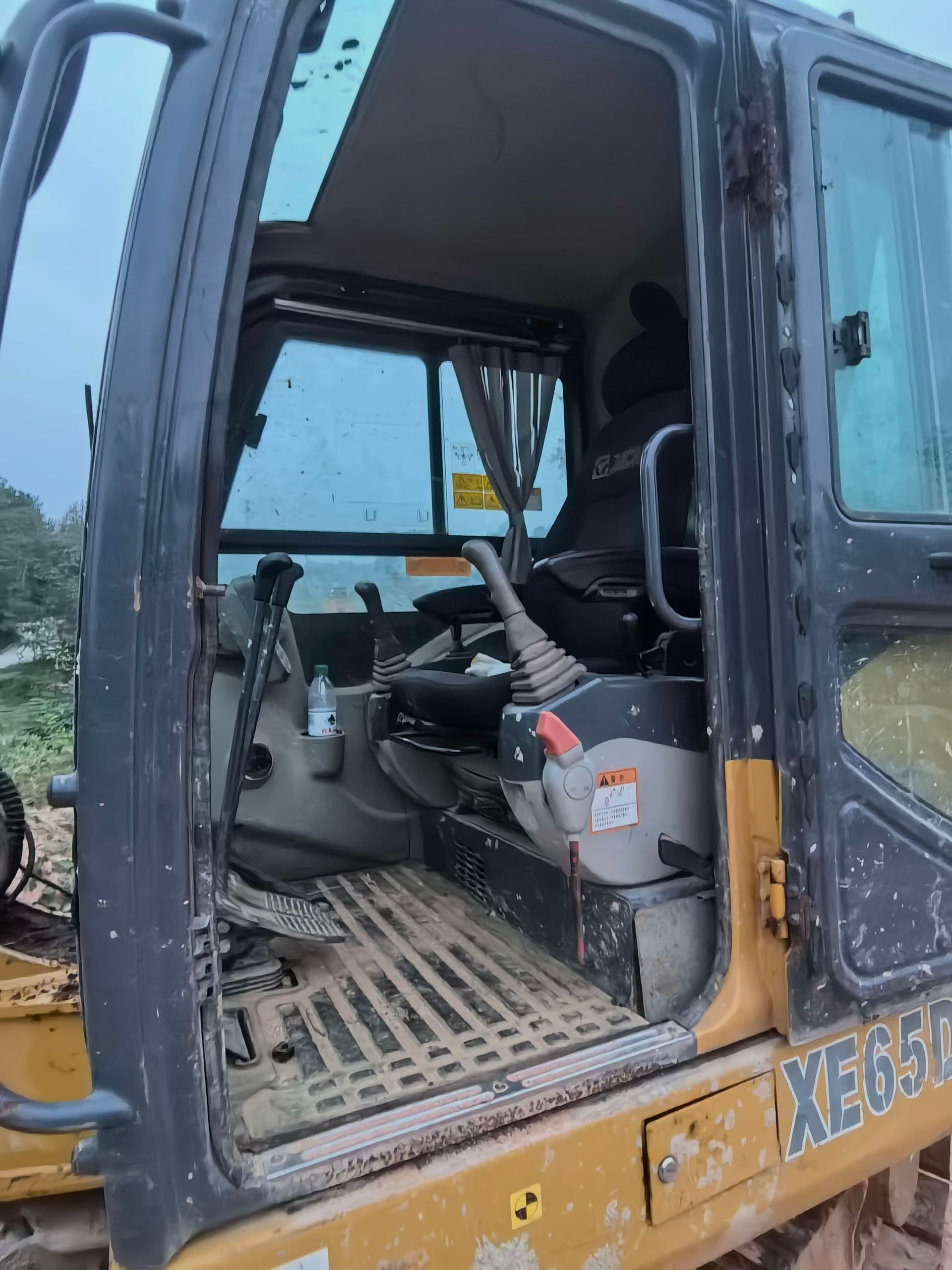 Buy XCMG XE55D Used Excavator / 2