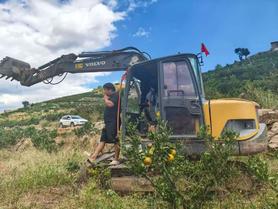 Buy Volvo EC75D Used Excavator / 2 Buy Volvo EC75D Used Excavator / 2