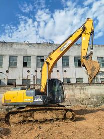 Buy XCMG XE200 Used Excavator / 5 Buy XCMG XE200 Used Excavator / 5