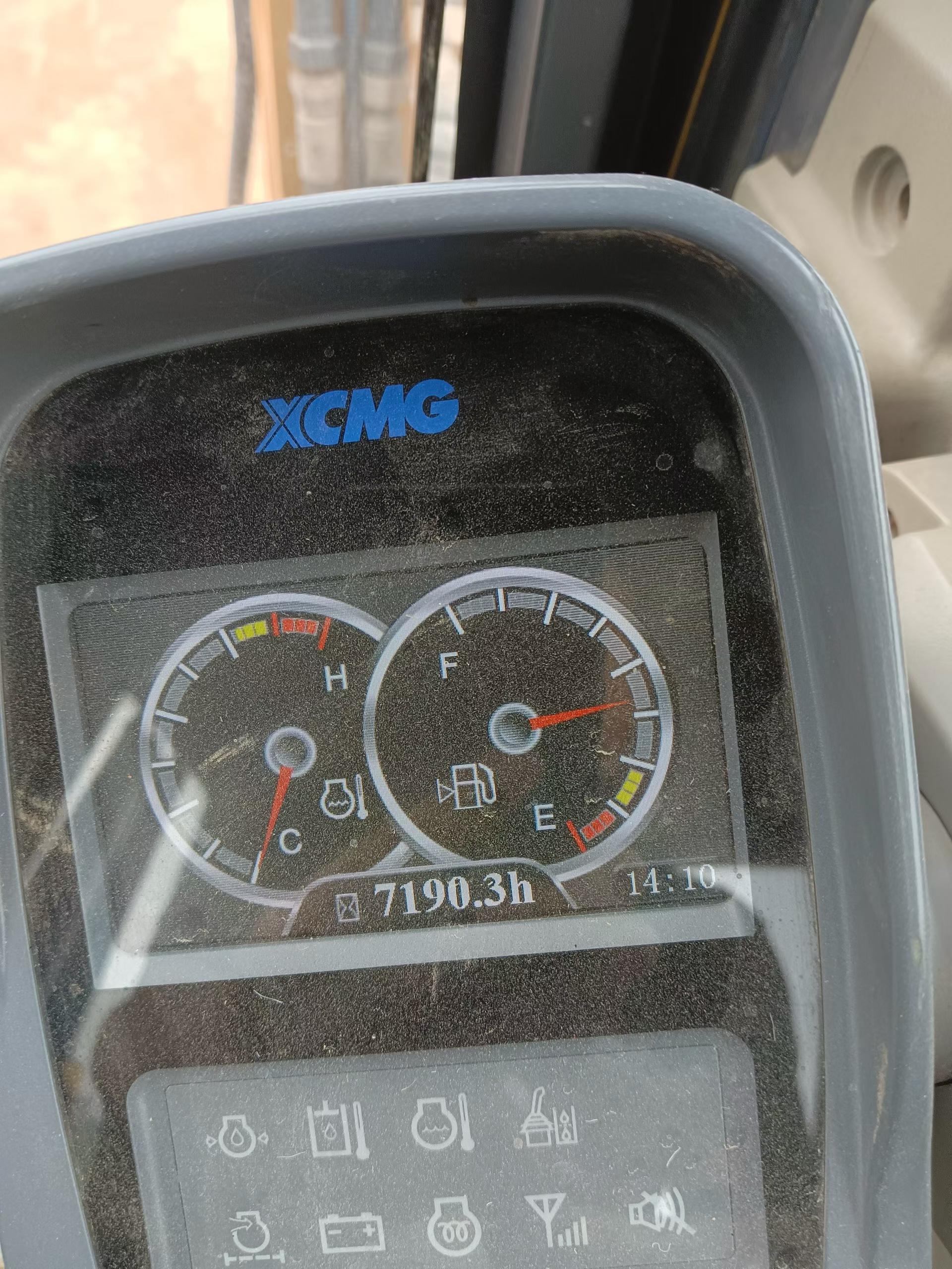 Compre Excavadora XCMG XE60 Usada / 3