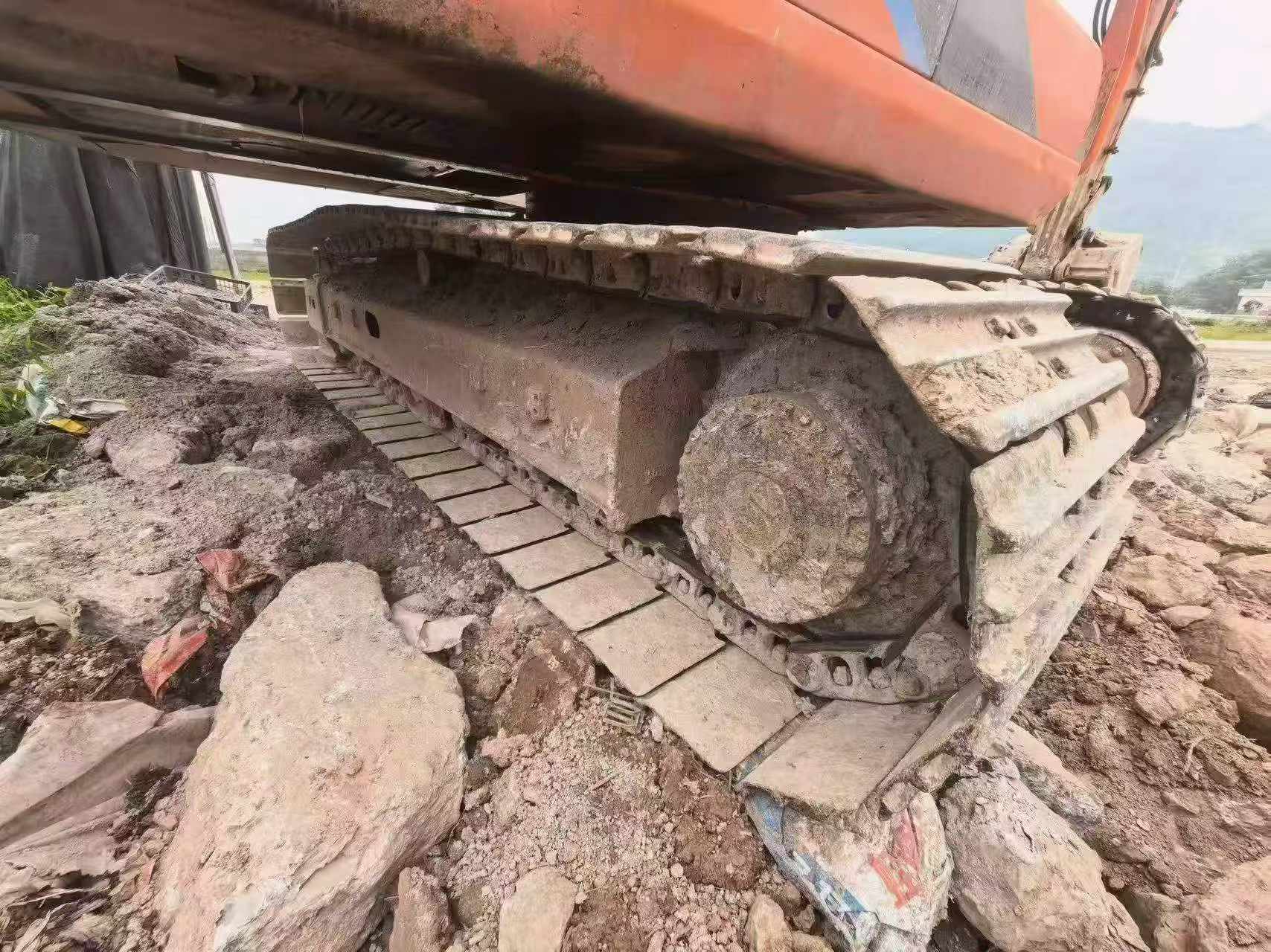 Buy Doosan DH150-7 Used Excavator / 2