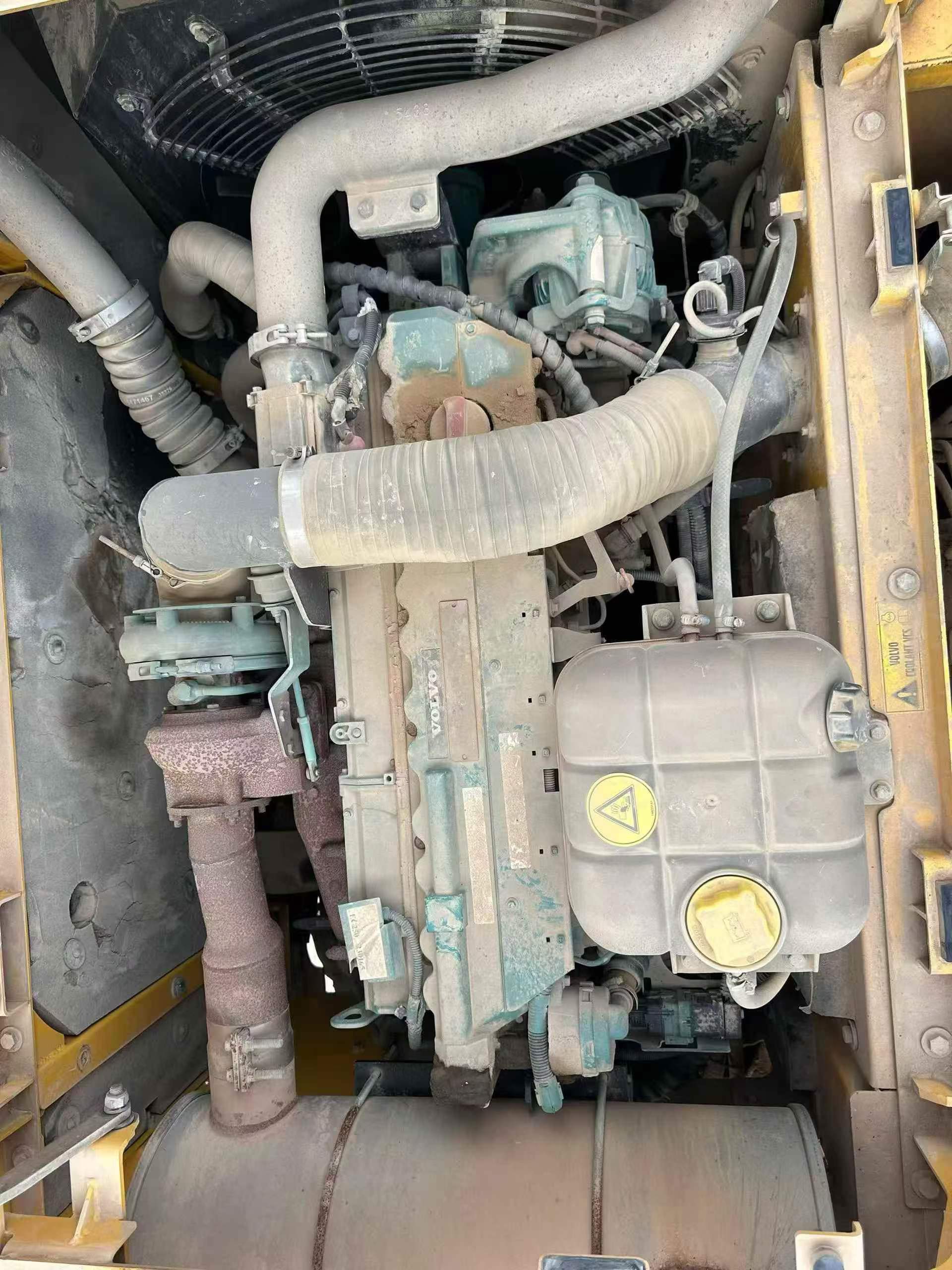 Buy Volvo EC250D Used Excavator / 6
