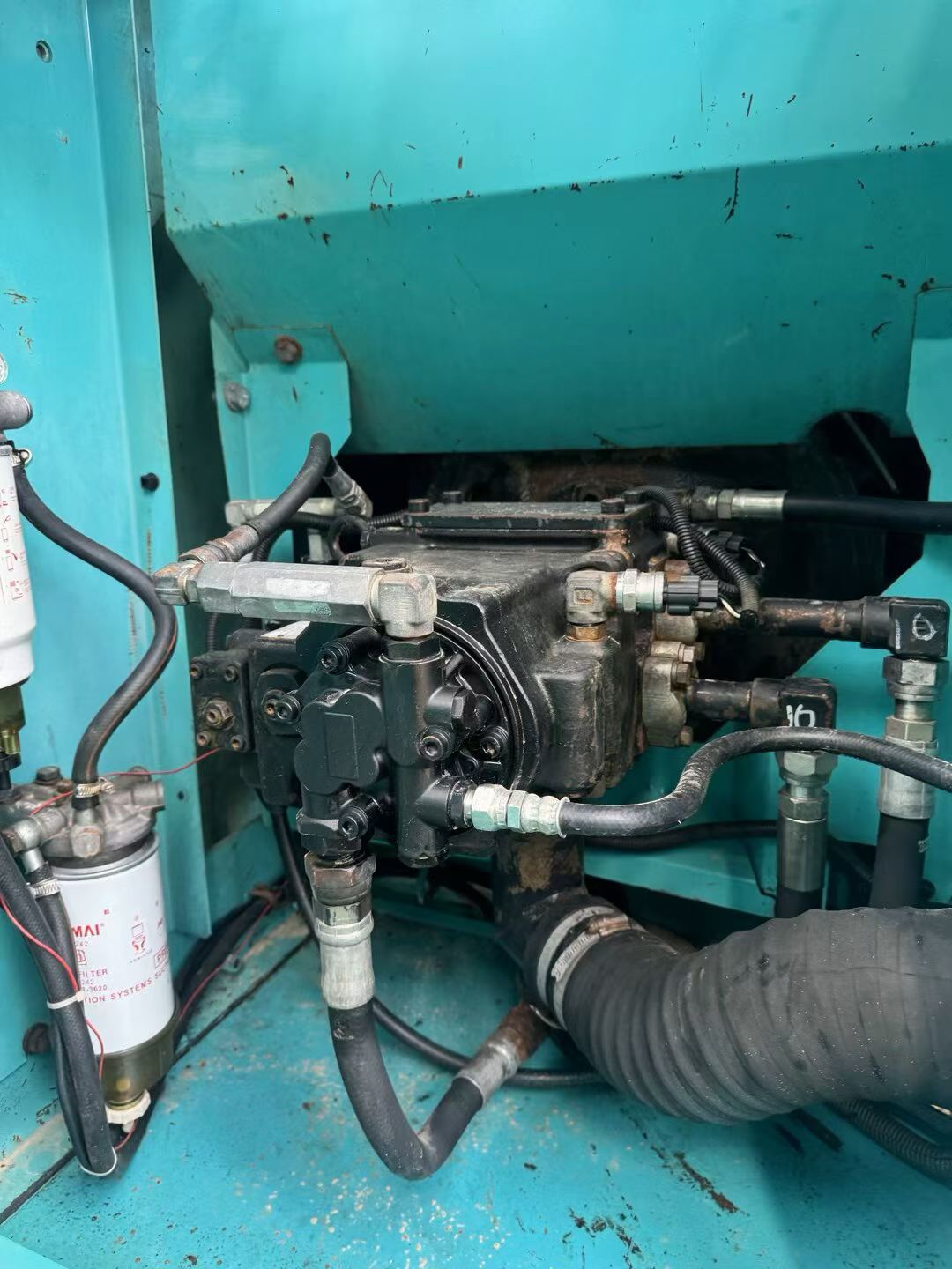 Buy Kobelco SK130 Used Excavator / 6