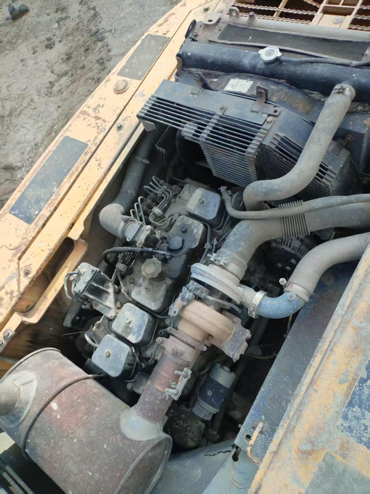 Buy Komatsu PC200-7 Used Excavator / 5