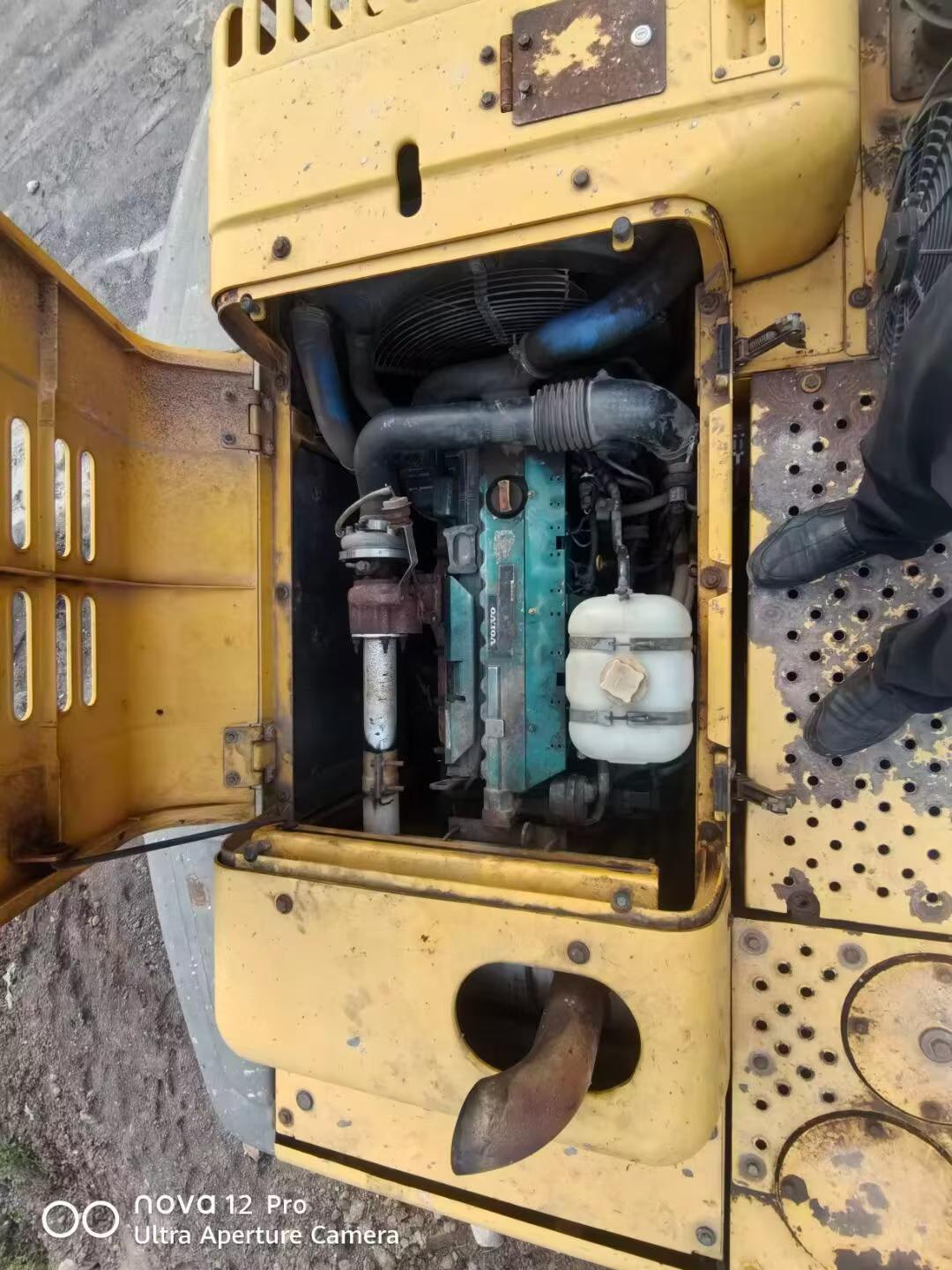 Buy Volvo EC210B Used Excavator / 6
