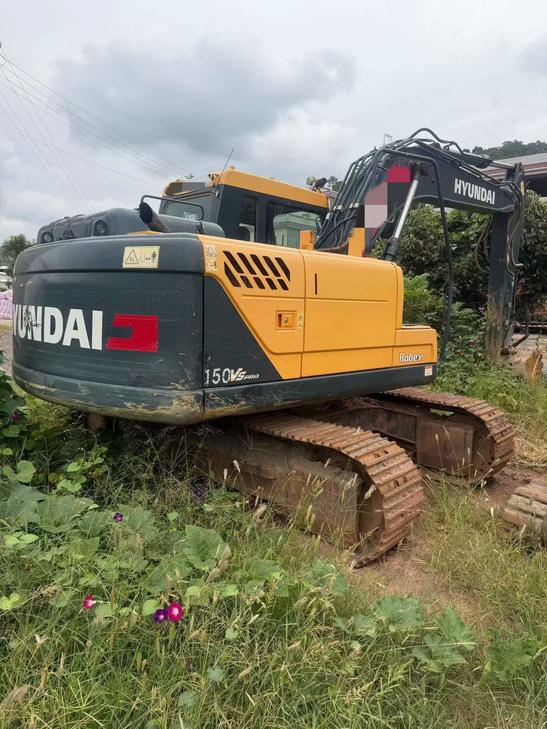 Buy Hyundai R130W Used Excavator / 1