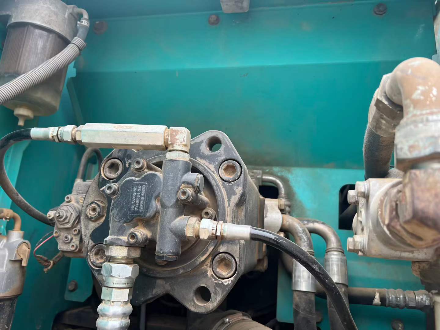 Купить Подержанный Экскаватор Kobelco SK210 / 9