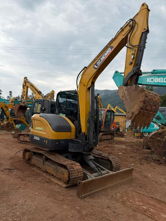 Buy XCMG XE60 Used Excavator / 1