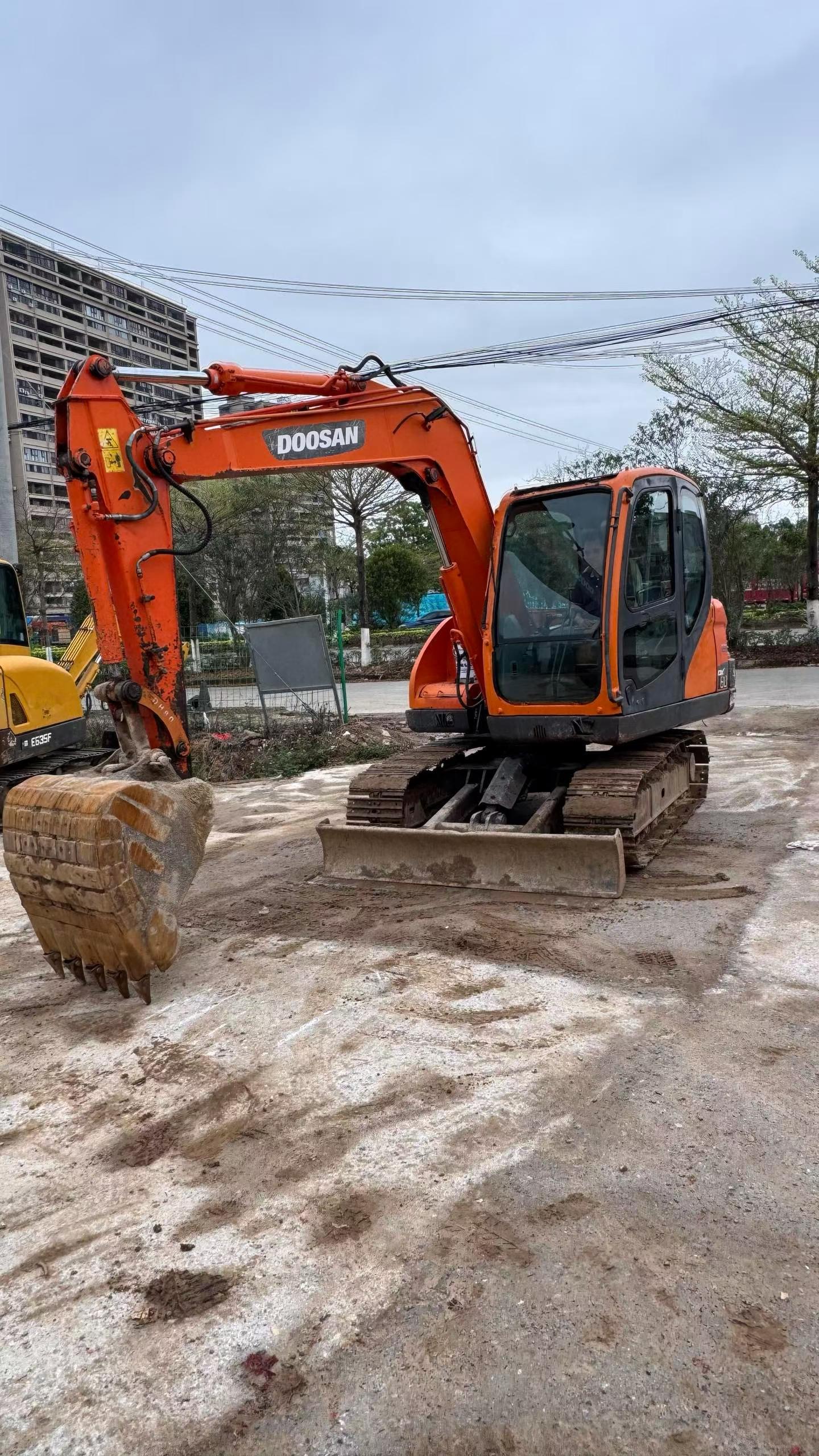 Buy Doosan DX75 Used Excavator / 3