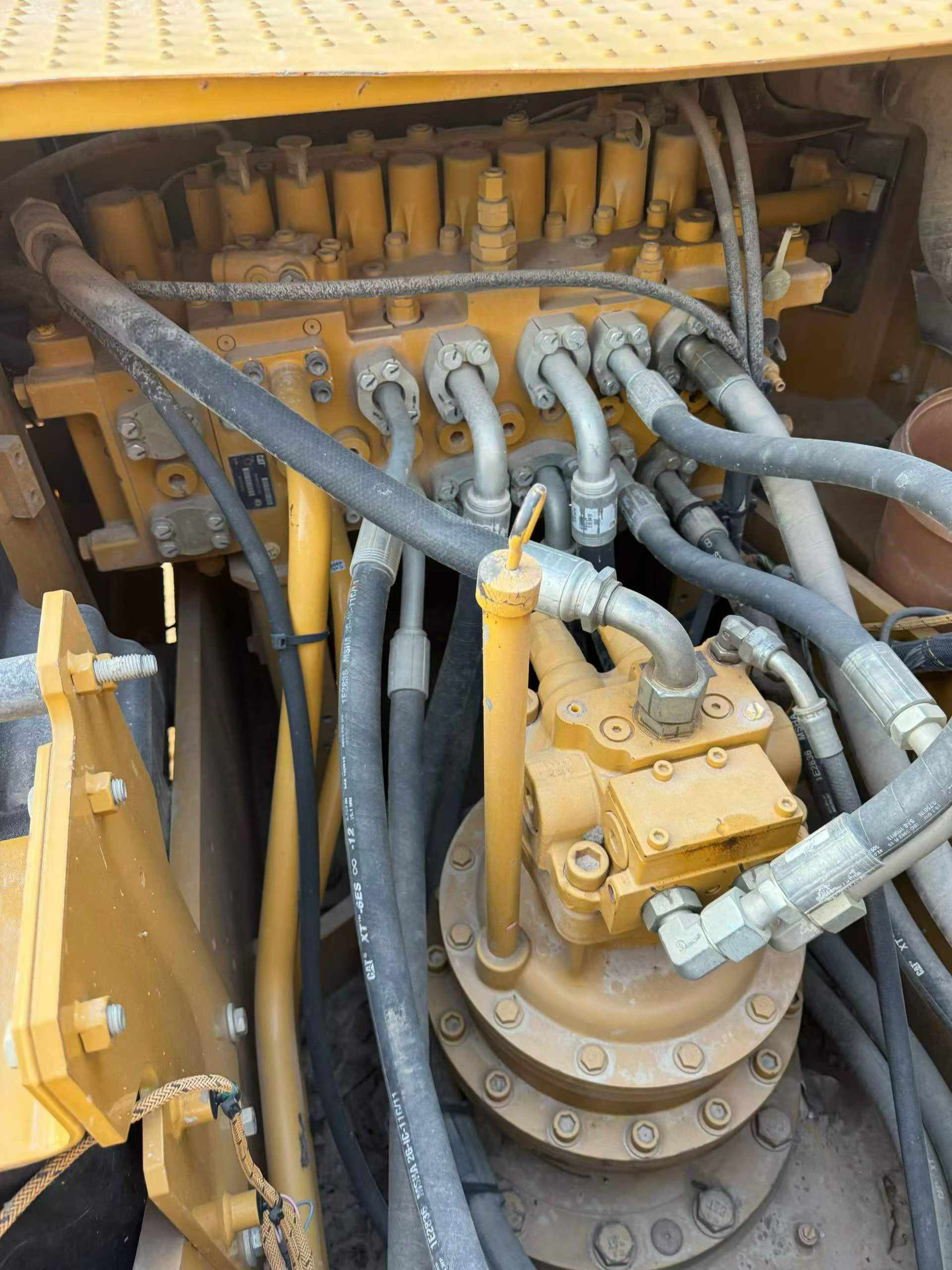 Buy Caterpillar 320GC Used Excavator / 7
