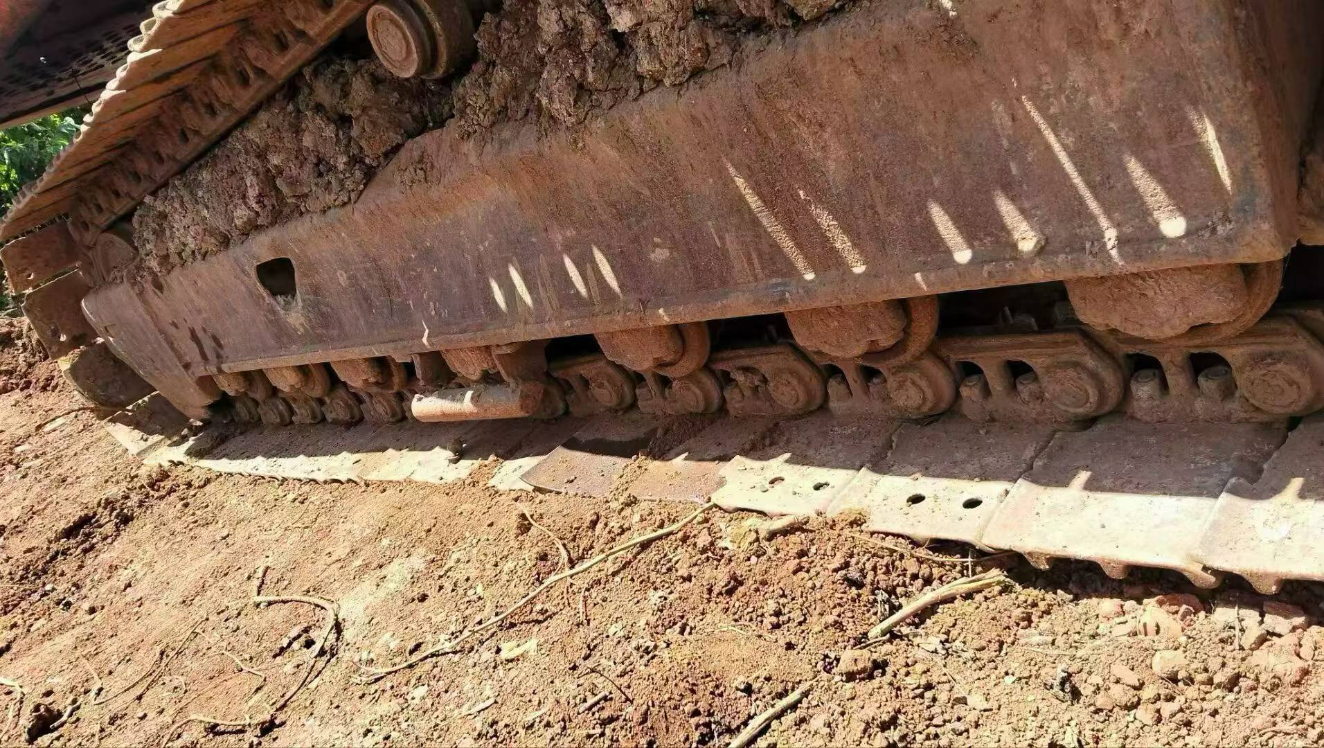 Buy Hitachi EX120-6 Used Excavator / 4