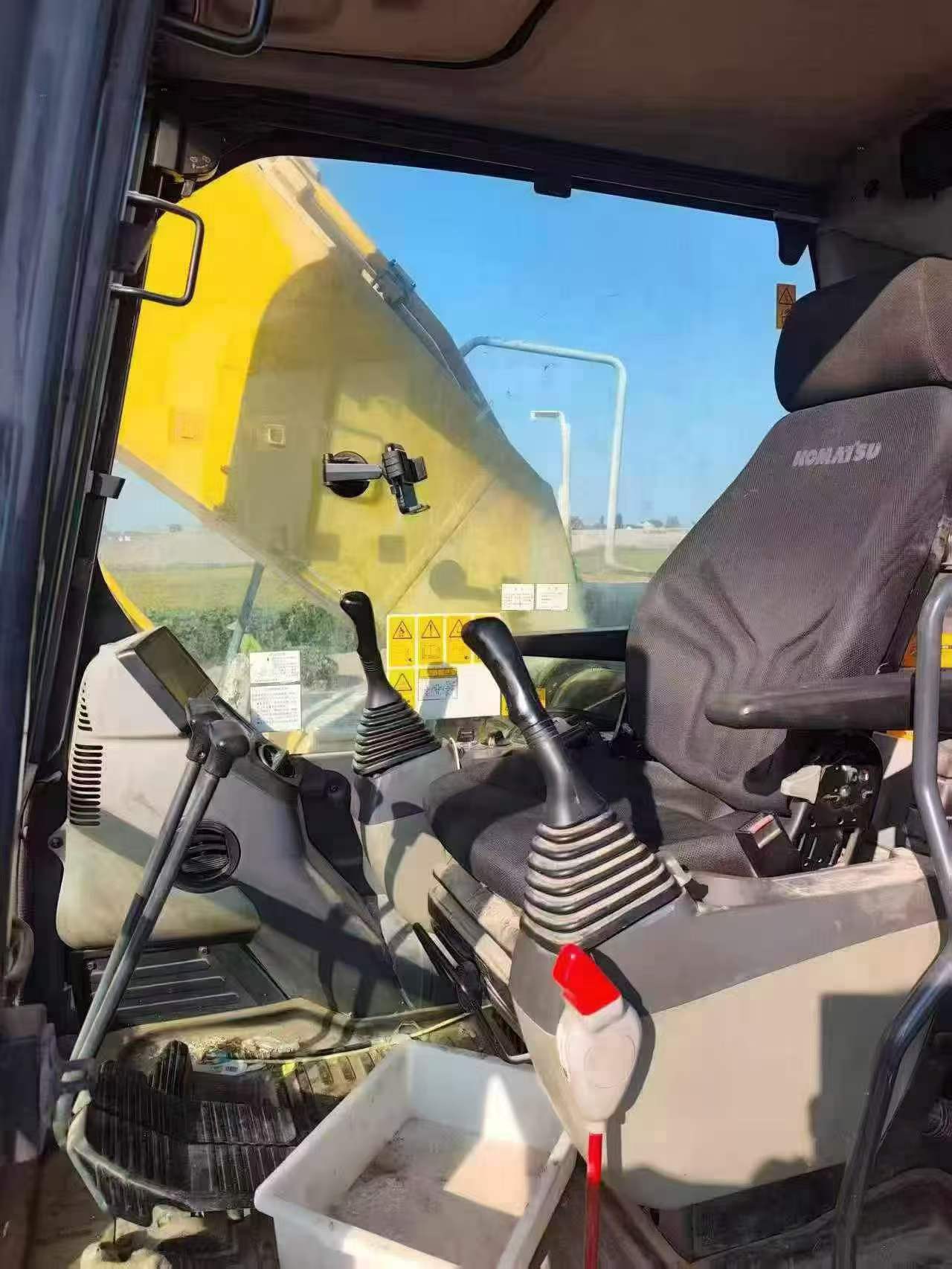 Buy Komatsu PC200 Used Excavator / 9