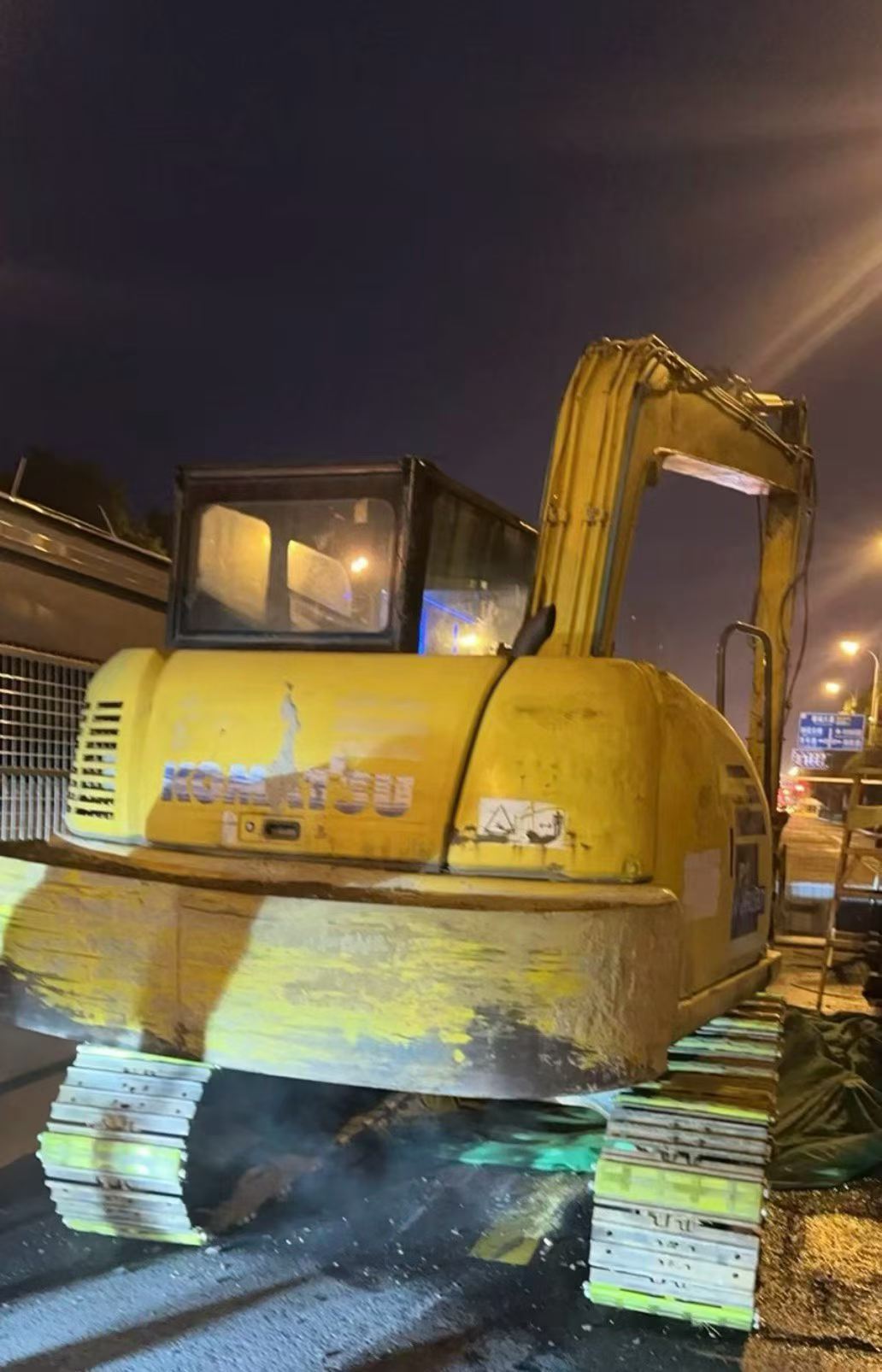 شراء حفارة Komatsu PC70 مستعملة / 7
