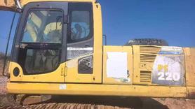 Buy Komatsu PC220 Used Excavator / 2 Buy Komatsu PC220 Used Excavator / 2