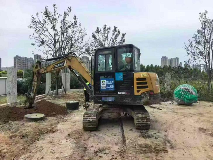 Buy Sany SY60 Used Excavator / 1