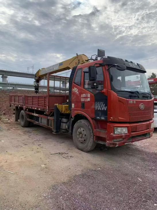Buy XCMG 8m Used Crane / 1