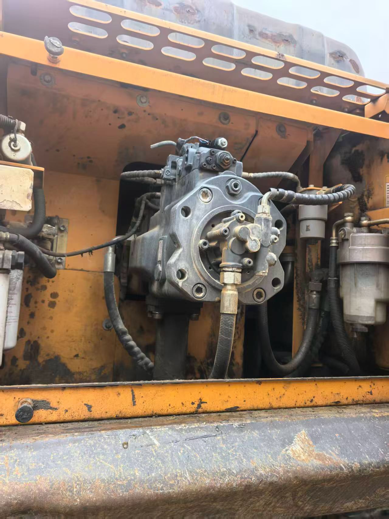 Buy Sany SY305C Used Excavator / 2