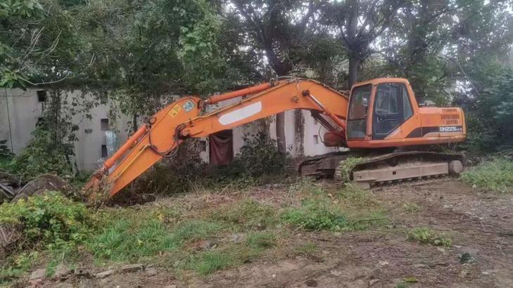 Buy Doosan Used Excavator / 1