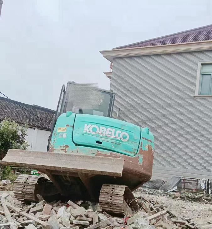 Buy Kobelco SK60-8 Used Excavator / 1