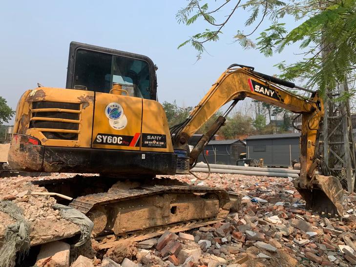 Buy Sany SY55 Used Excavator / 1