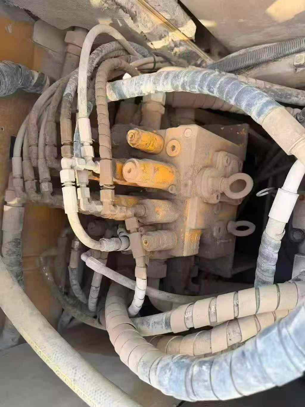 Buy Sany SY135 Used Excavator / 4