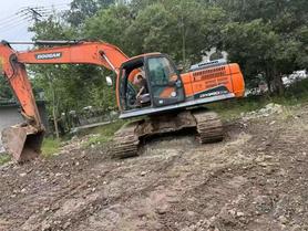 Buy Doosan DX230LC Used Excavator / 3 Buy Doosan DX230LC Used Excavator / 3