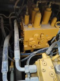 Buy Sany SY215C-8 Used Excavator / 8 Buy Sany SY215C-8 Used Excavator / 8