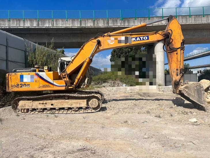 Buy Kato Used Excavator / 1