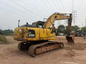 Buy Komatsu PC200-8 Used Excavator / 2 Buy Komatsu PC200-8 Used Excavator / 2