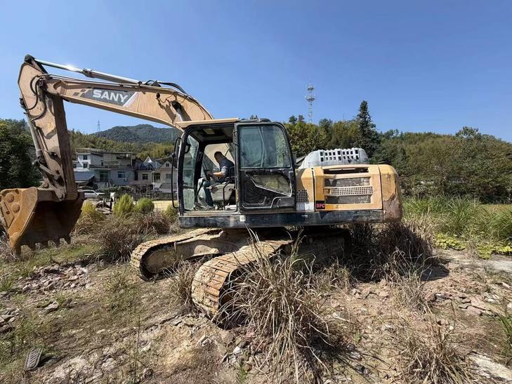 Buy Sany SY255H Used Excavator / 1