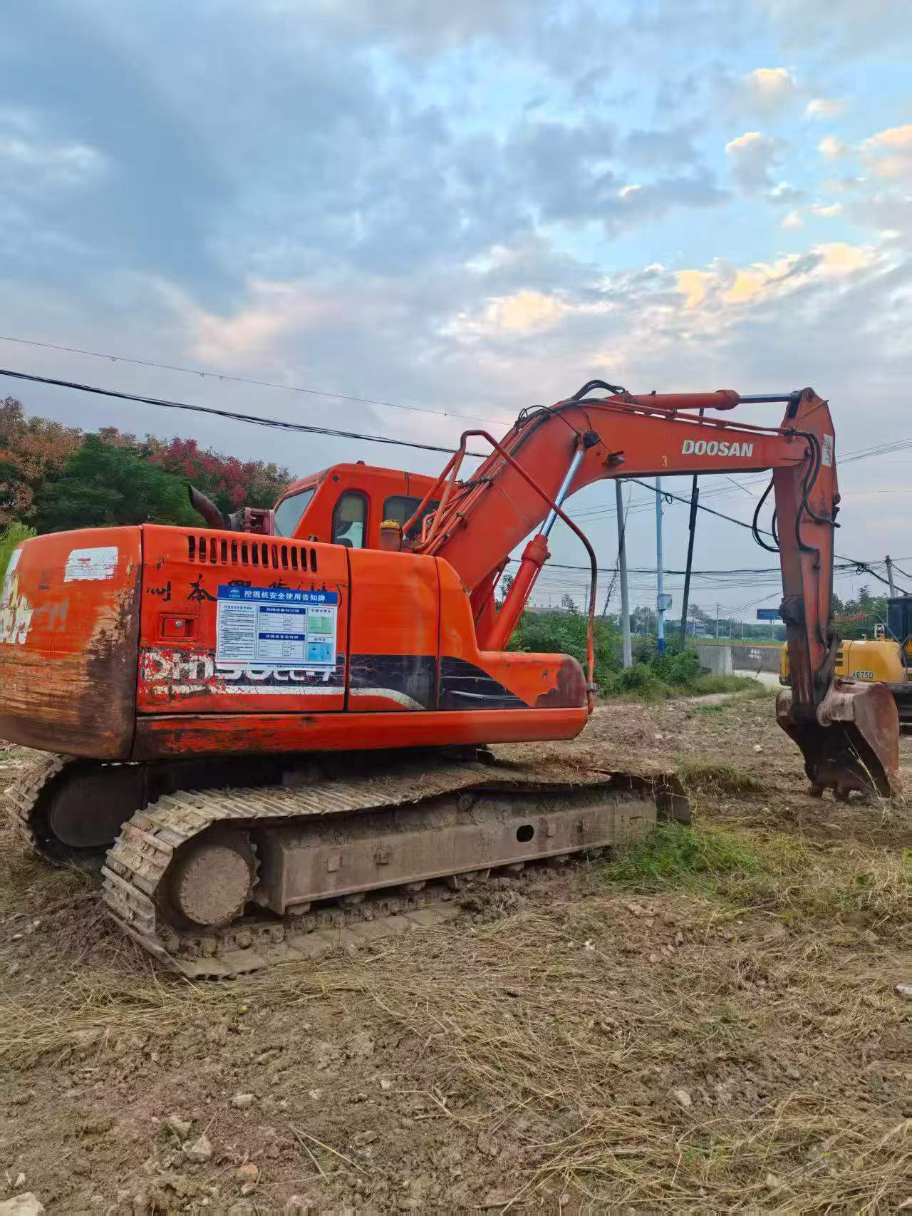 Buy Doosan DH150 Used Excavator / 9