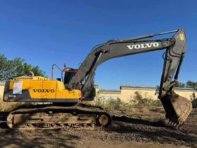 Buy Volvo EC240 Used Excavator / 2 Buy Volvo EC240 Used Excavator / 2