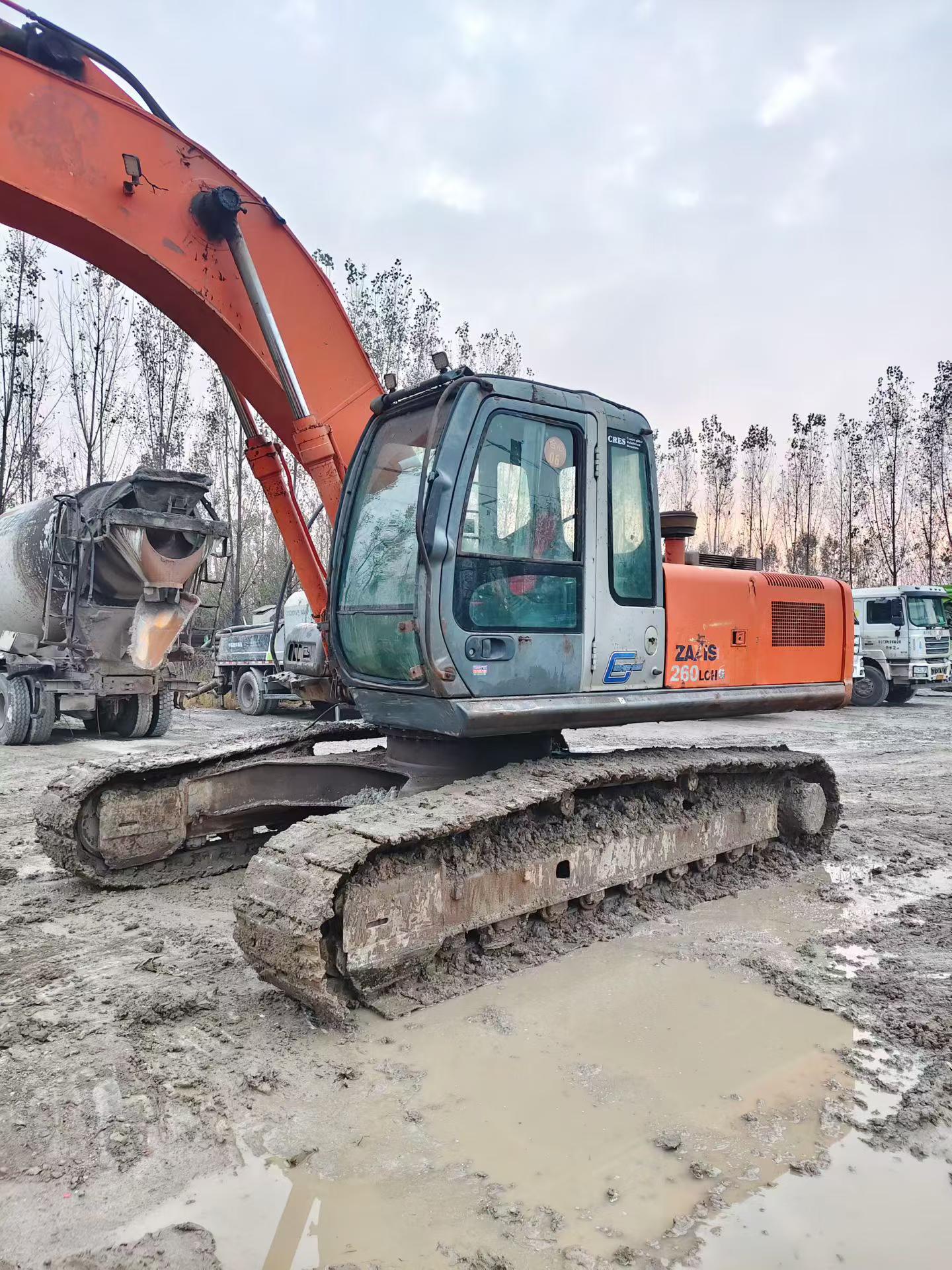 Buy Hitachi ZX260-3G Used Excavator / 2