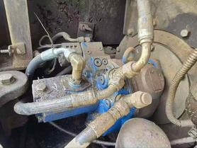 Buy Doosan DH60 Used Excavator / 3 Buy Doosan DH60 Used Excavator / 3