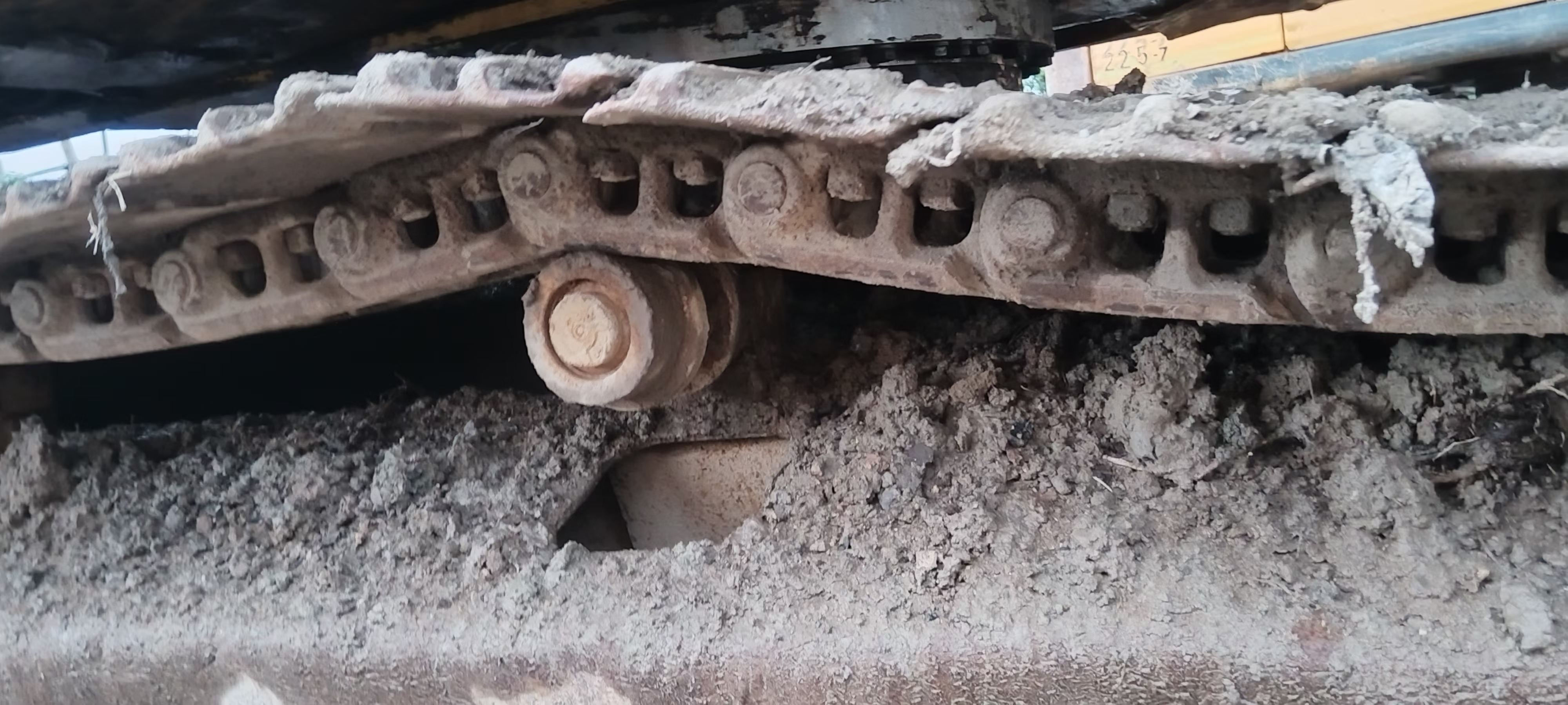 Buy Komatsu PC200-7 Used Excavator / 2
